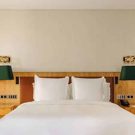 호텔 포 시즌스 리츠