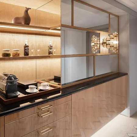Four Seasons Ritz Hotel