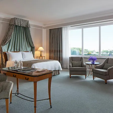 Four Seasons Ritz