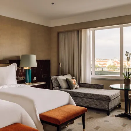 Four Seasons Ritz Отель
