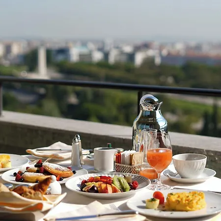 Four Seasons Ritz 5*