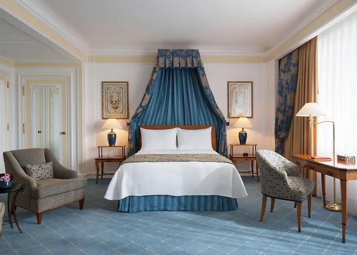 Four Seasons Ritz Отель 5*