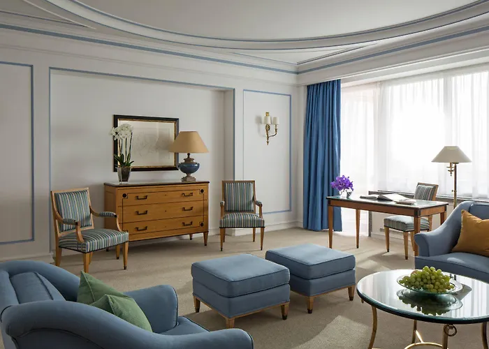 Four Seasons Ritz Отель 5*