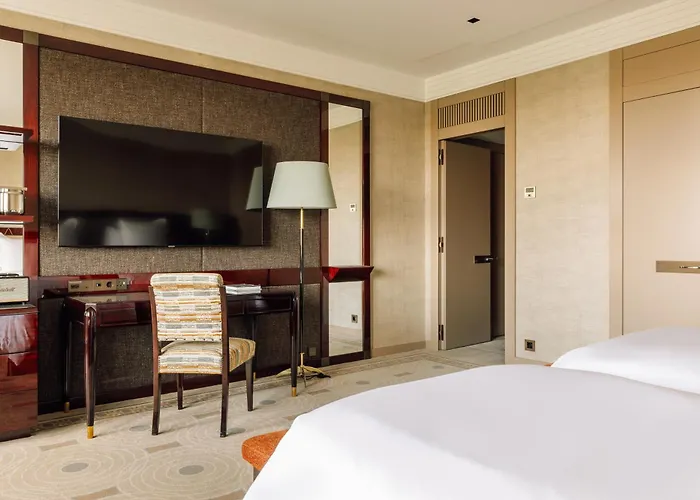 Four Seasons Ritz 5*