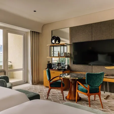 Szálloda Four Seasons Ritz 5*